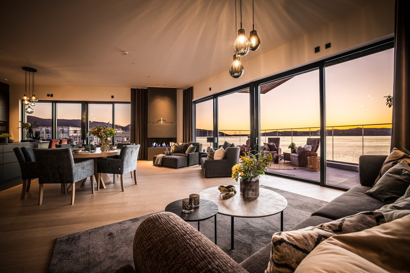 - Skuteviksbodene 20 presentert av PrivatMegleren v/ Tom Jørgensen og Nicolai Sundbye -