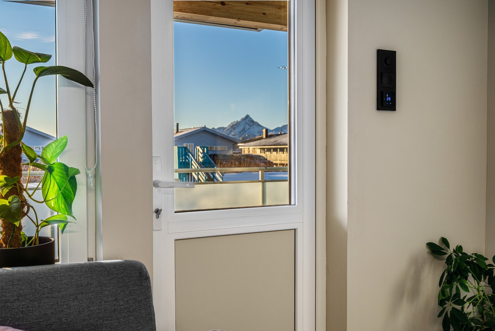 Og det er direkte utgang til terrassen fra stuen. Galleribilde