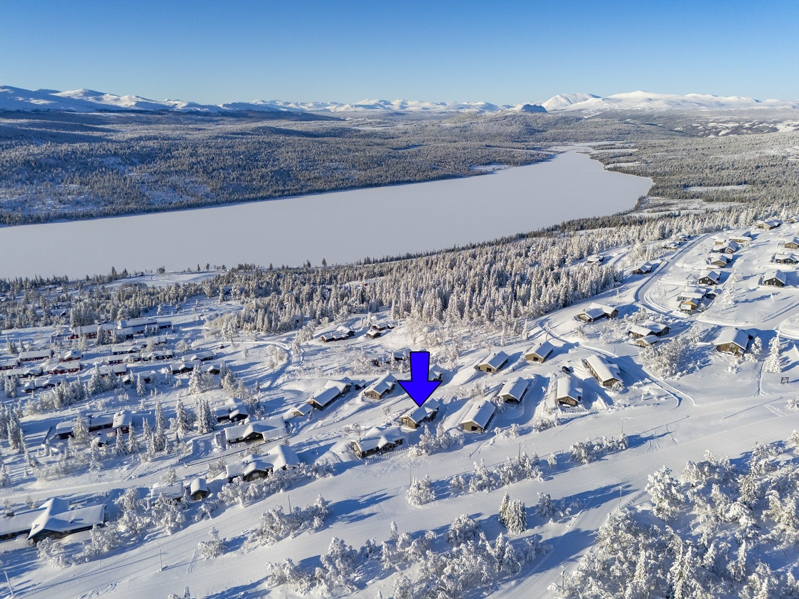 I kort gangavstand fra hytta ligger Gålå Høyfjellshotell med restaurant og øvrige servicetilbud. Galleribilde