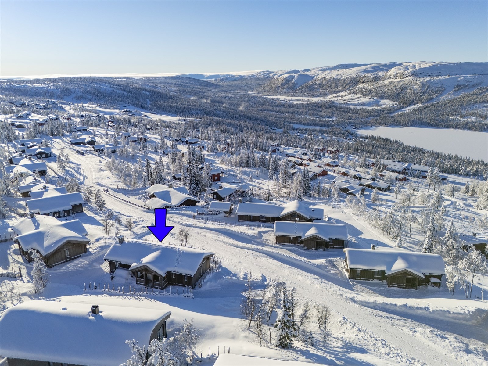 Her bor man sentralt til med flott utsikt og svært gode solforfhold. Galleribilde