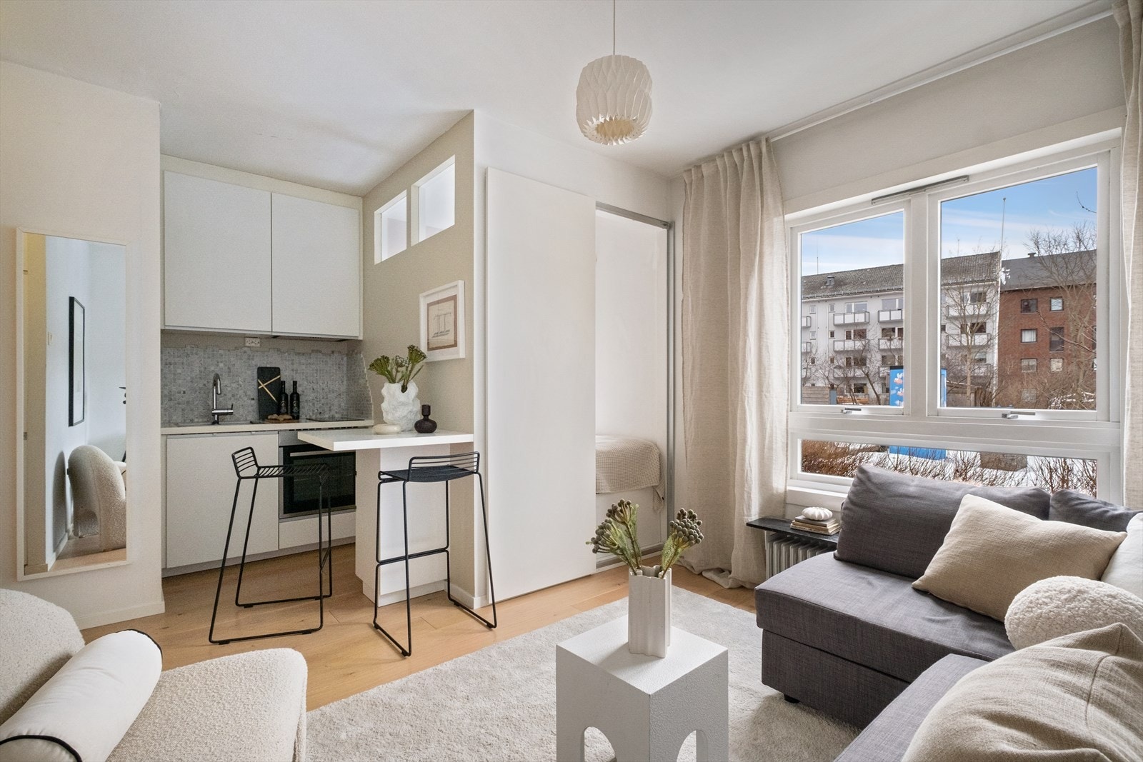 Fredrik Hyldmo v/Nordvik Bolig har gleden av å presentere Kristiansands gate 5! Foto: Rullende Fotograf Galleribilde