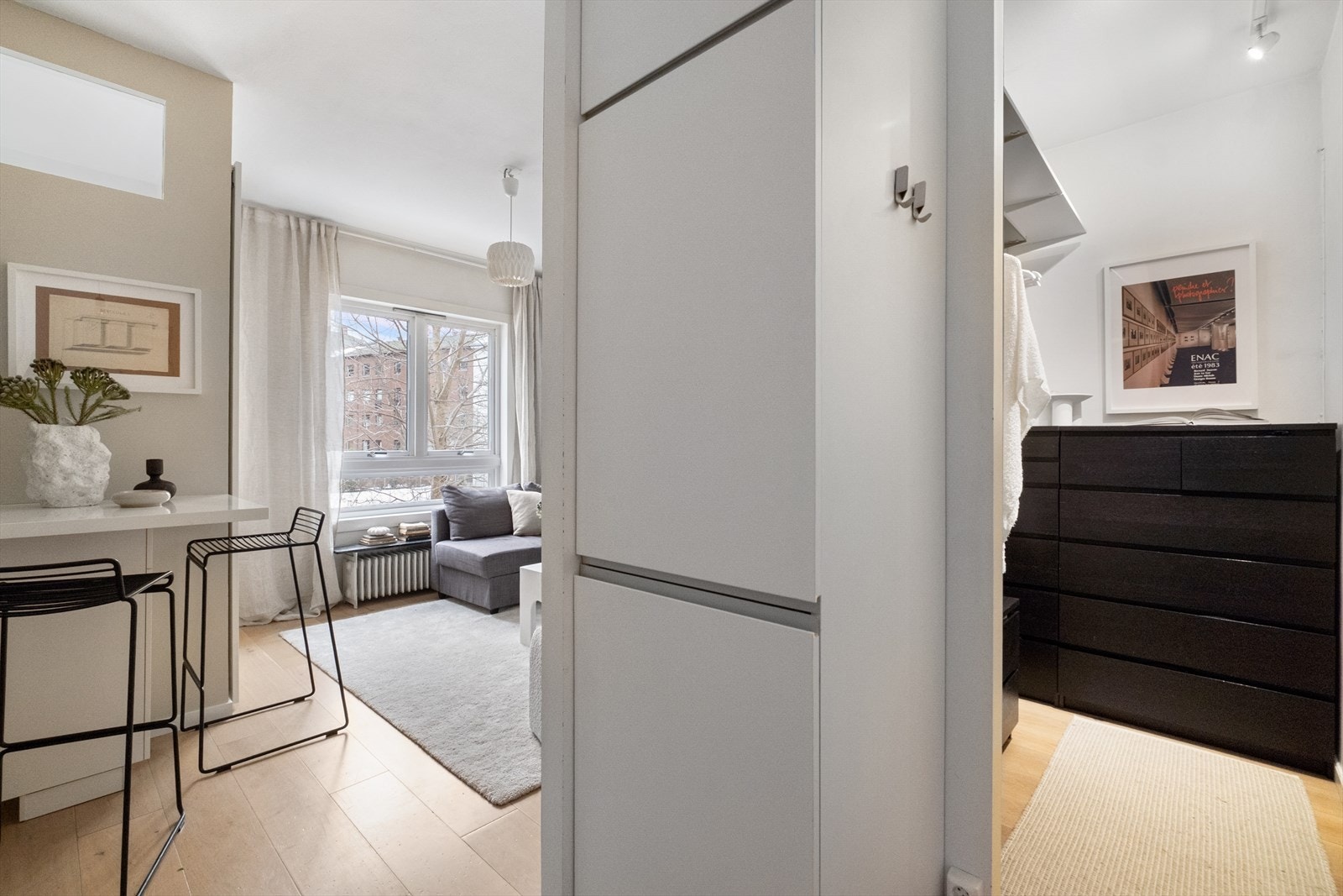 Her får du også ordentlig frys/kjøleskap. Galleribilde