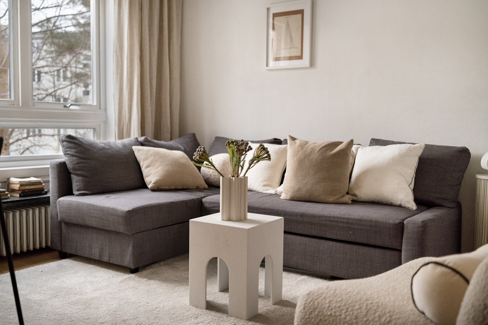 Varmtvann, fyring og fibernett er inkludert i felleskostnadene. Galleribilde