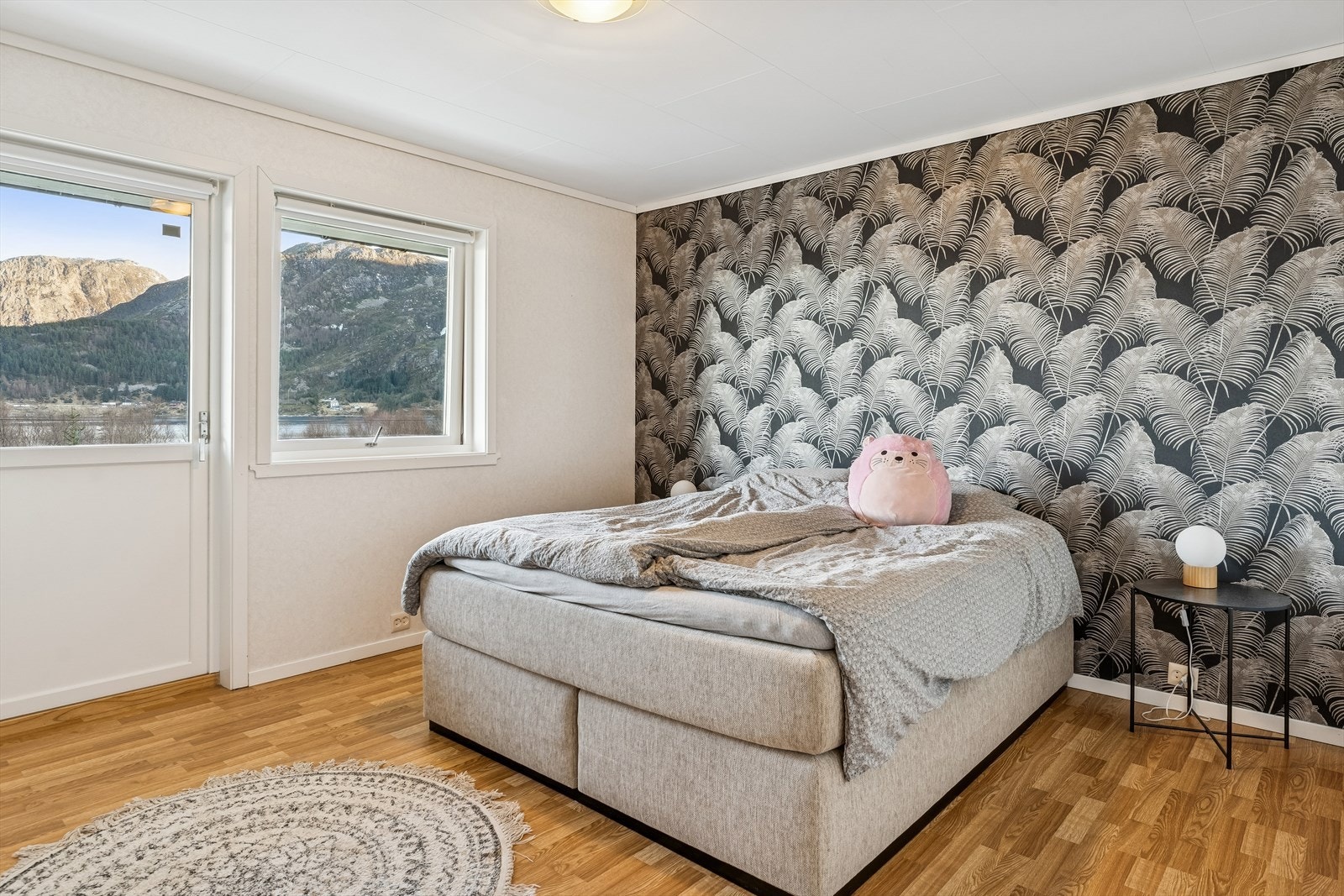 Soverom 1 med utgang til balkong Galleribilde