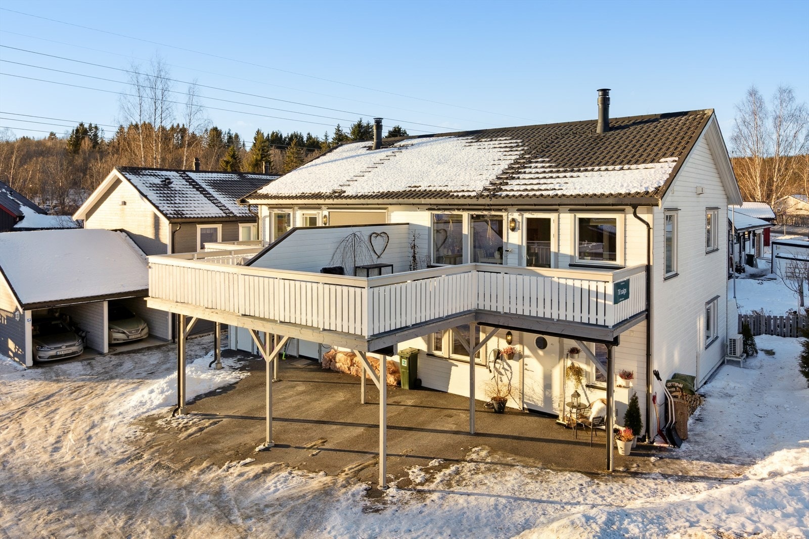 Innholdsrik halvpart av tomannsbolig fra 2016 med sentral beliggenhet på Heimdal. Galleribilde