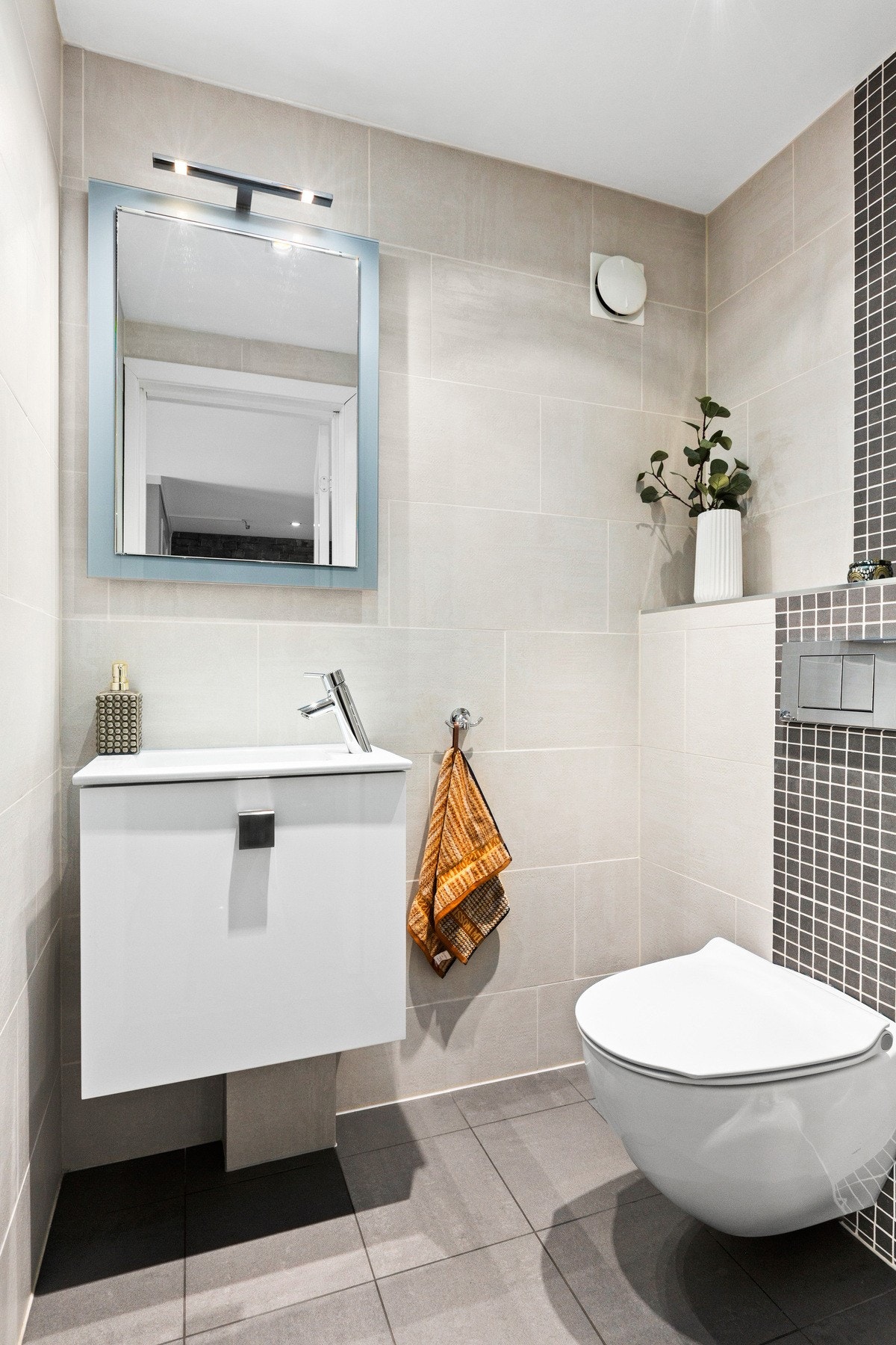 Separat toalettrom Galleribilde