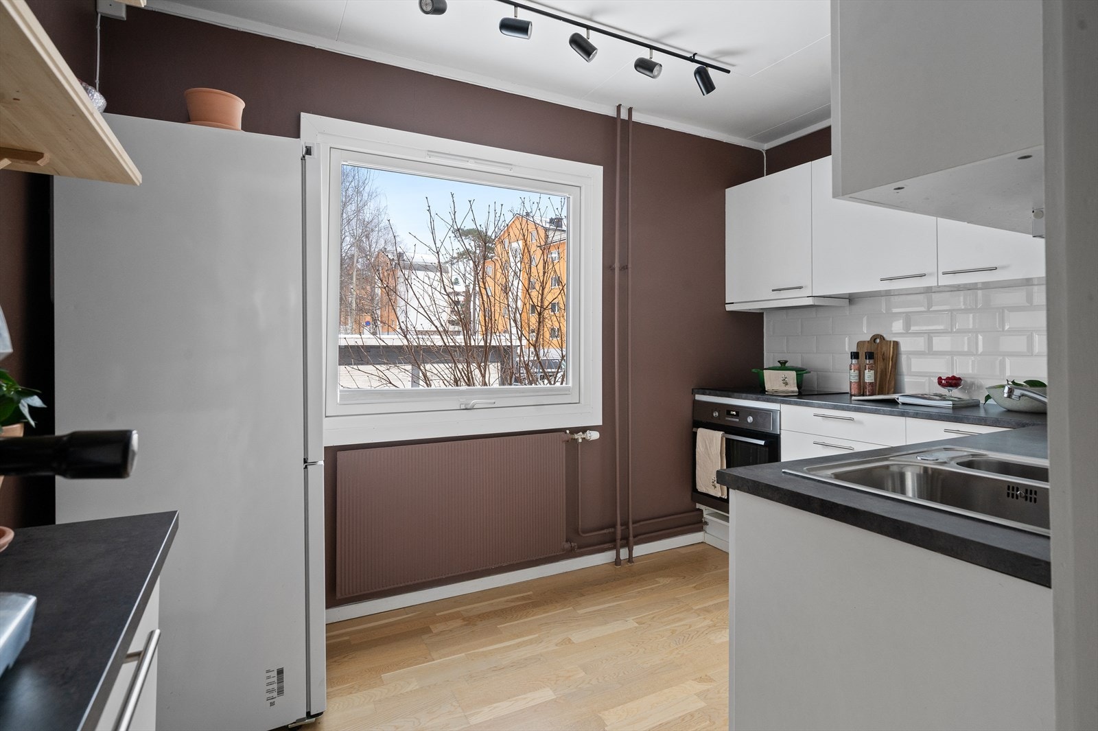 Videre tar vi turen til kjøkkenet. Galleribilde