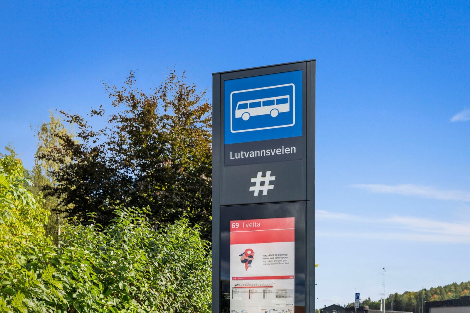 Lutvannsveien ligger 2 minutter fra bygget, og det er ca. 700 meter til Trosterud T-bane og flere bussforbindelser Galleribilde