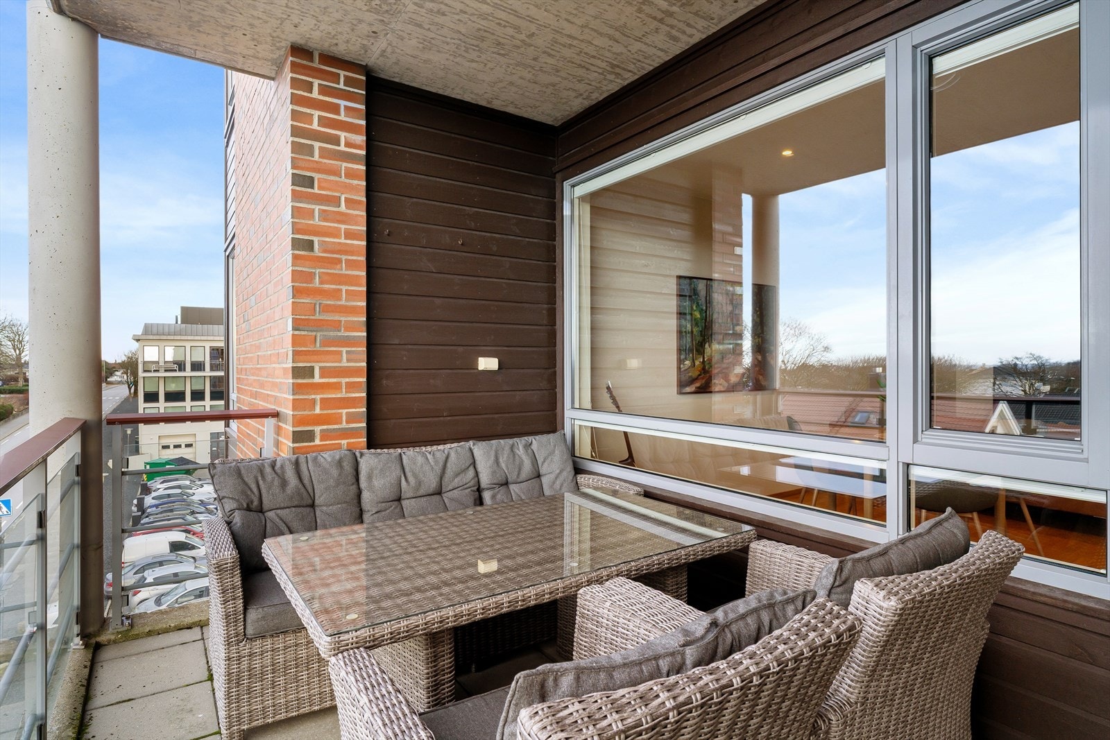 Plass til stor sittegruppe ute Galleribilde