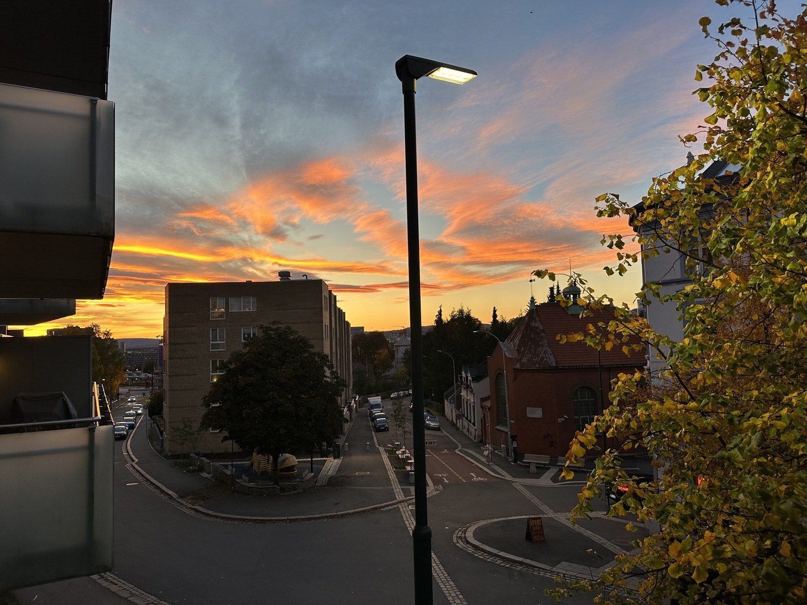 Bilde tatt av selger fra balkongen. Galleribilde