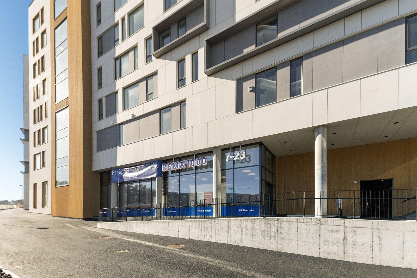 Matvarehandelen kan gjøres like ved leiligheten. Galleribilde