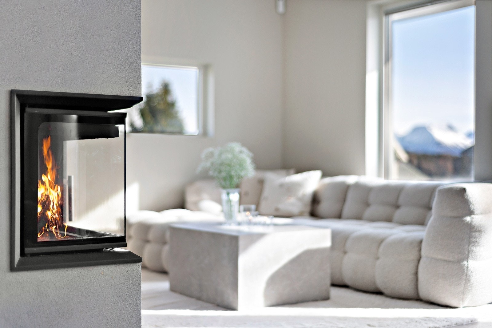 Sjekk ut det naturlige lyset som slippes inn gjennom de store vindusflatene! Galleribilde