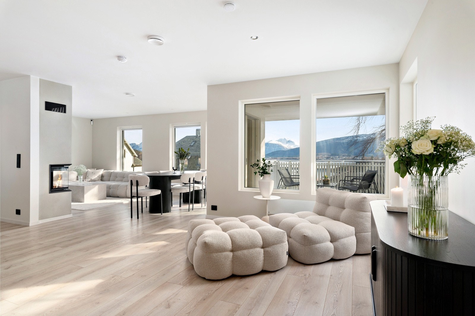 Proaktiv Eiendomsmegling v/ Inge-André Godø har gleden av å presentere Borgundvegen 217B. Galleribilde