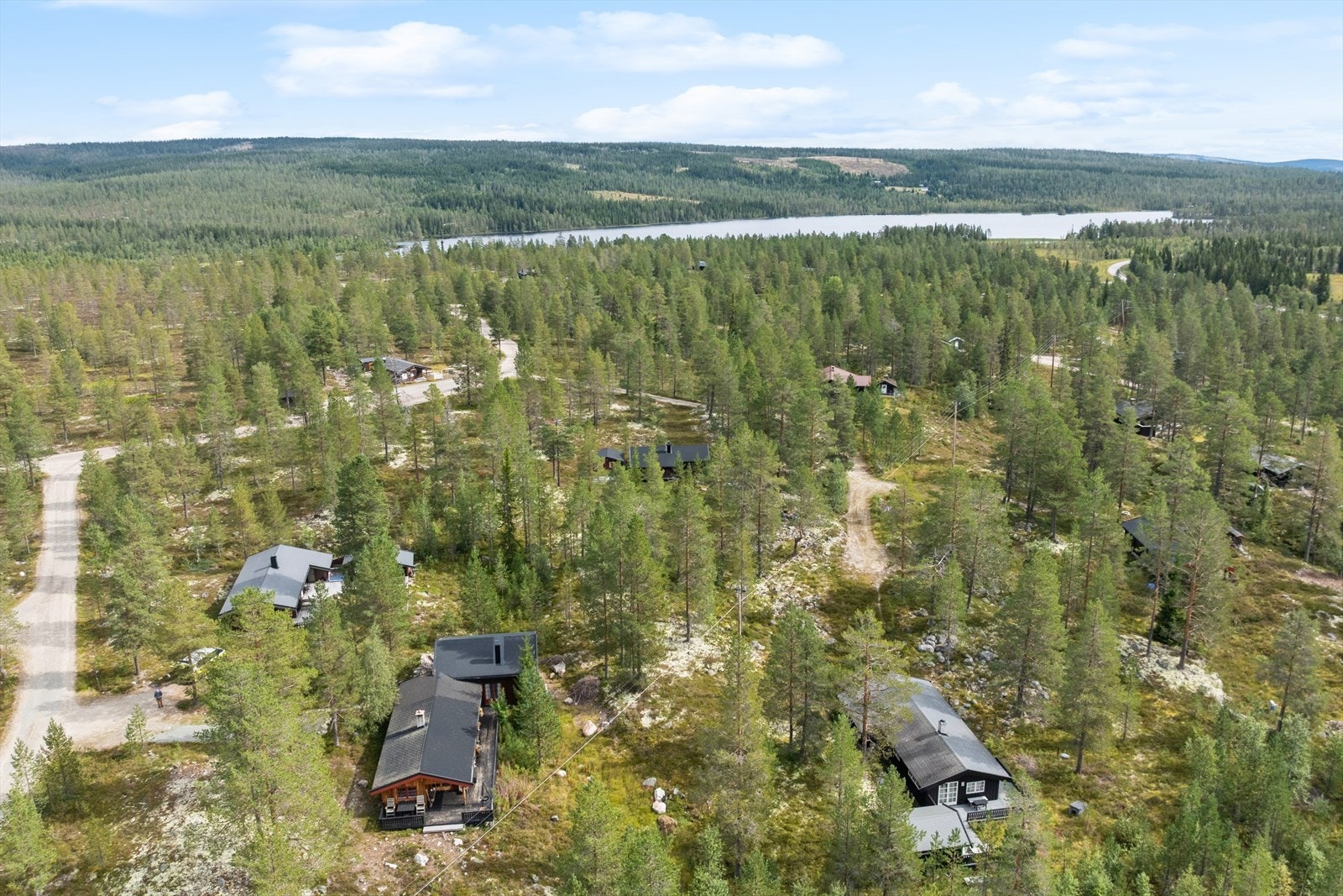 Området byr på et bredt spekter av aktiviteter året rundt - Eltsjøen i bakgrunnen. Galleribilde