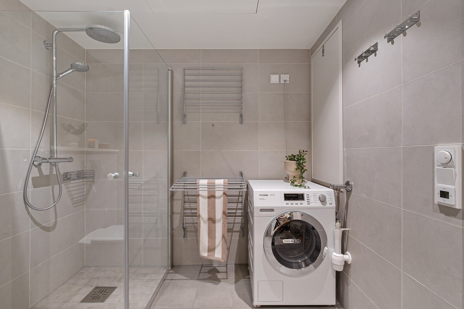 Vannbåren gulvvarme bidrar til en god og behagelig varme året rundt. Galleribilde