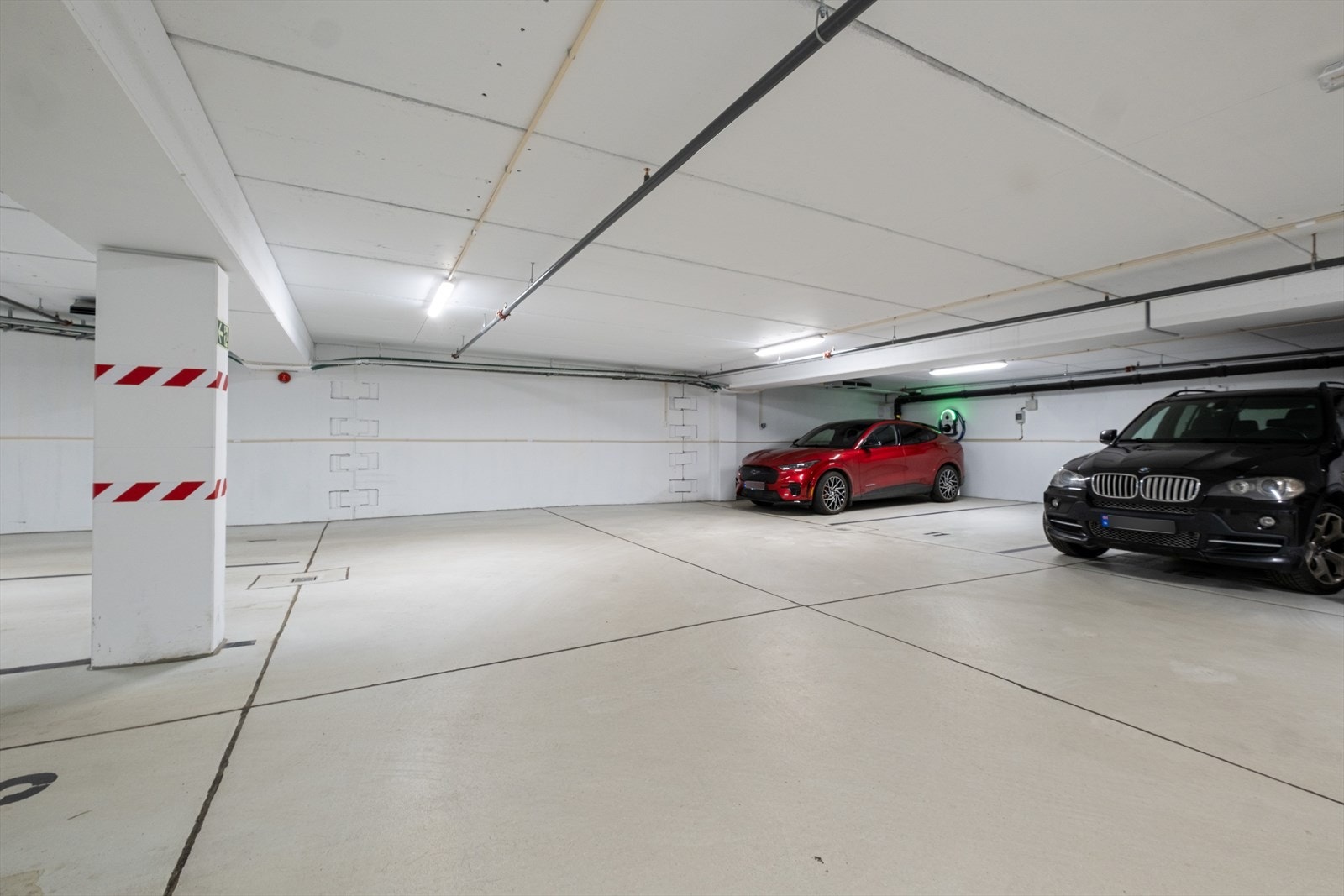 Medfølgende garasjeplass. Galleribilde