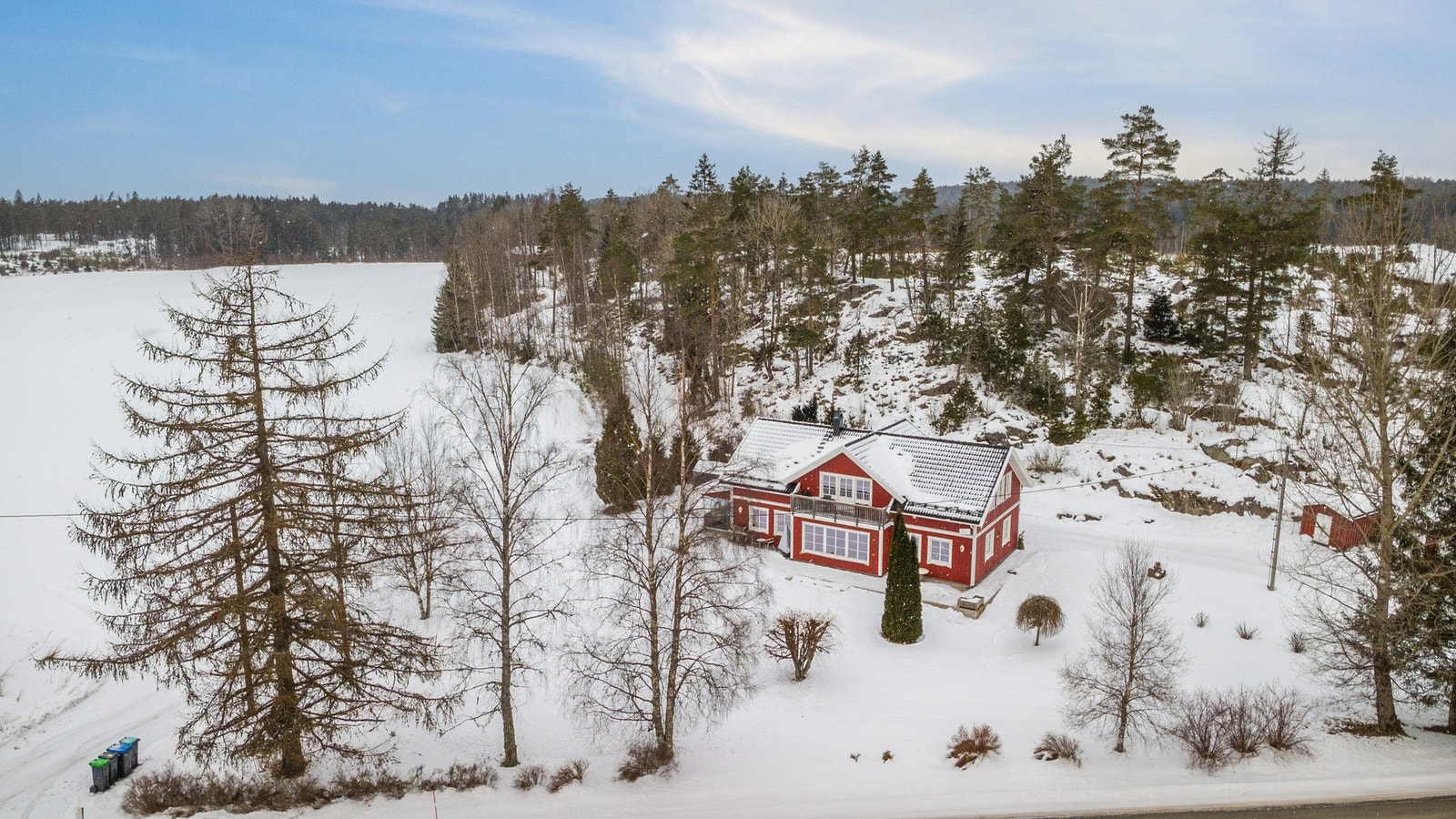 Her bor du flott i stille omgivelser ca. 10 minutter fra Spydeberg stasjon. Galleribilde