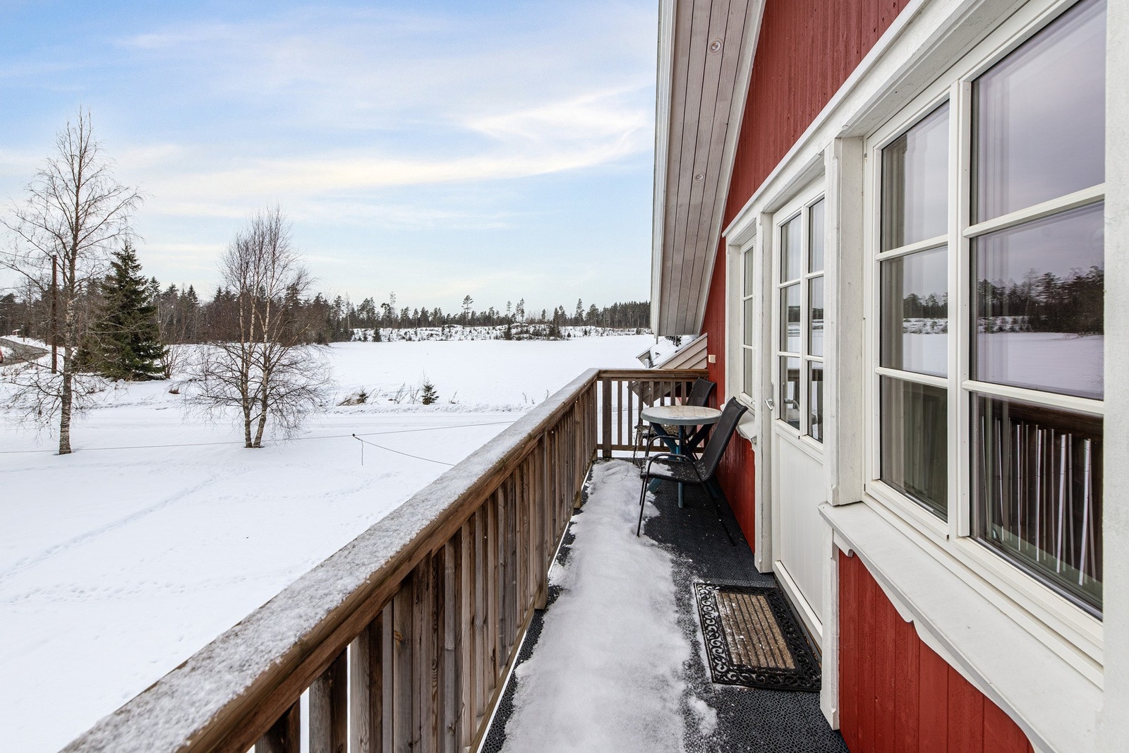 Her ser du utsynet fra balkongen i 2. etasje Galleribilde