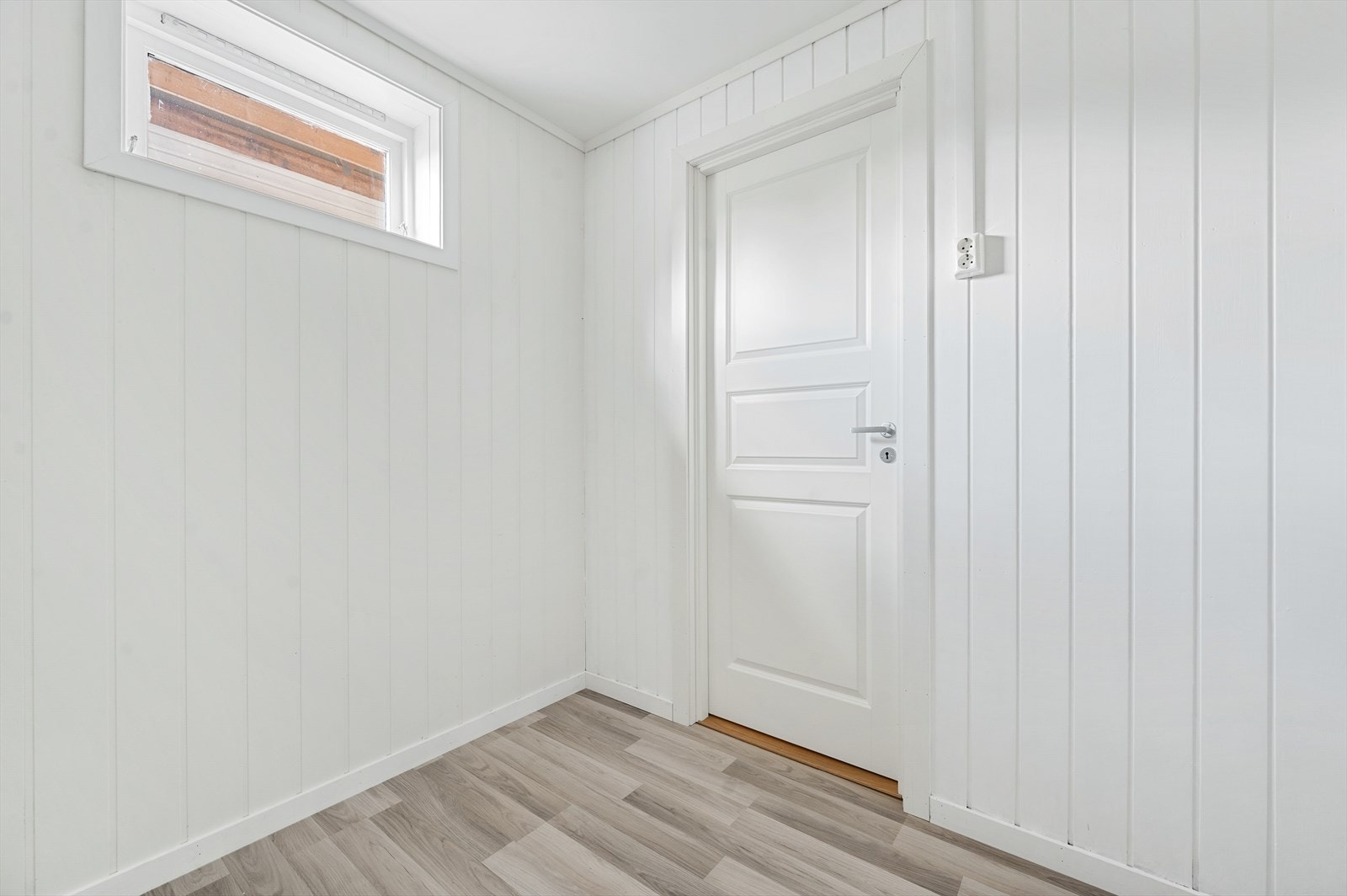 Nyoppusset rom i kjeller. Galleribilde