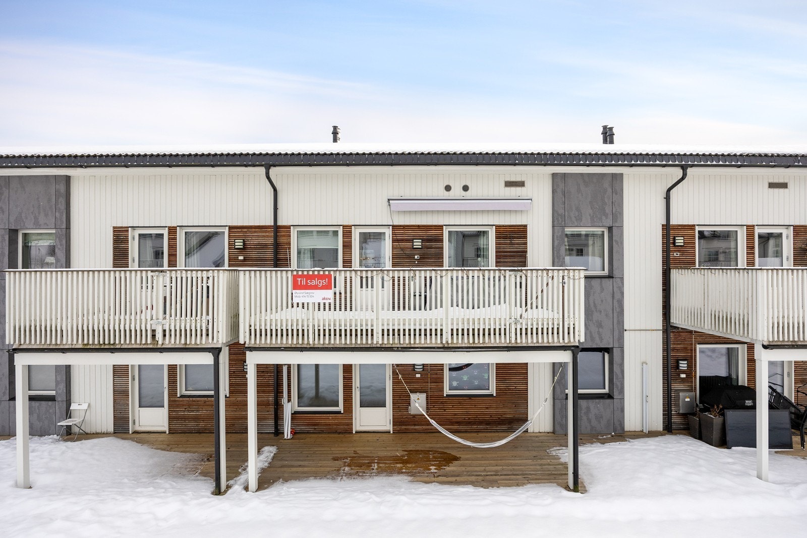 Leiligheten har beliggenhet i byggets andre etasje. Galleribilde