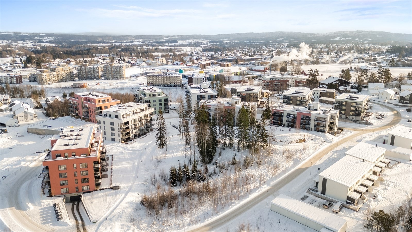 Området er godt tilrettelagt med internveier og fellesarealer. Galleribilde