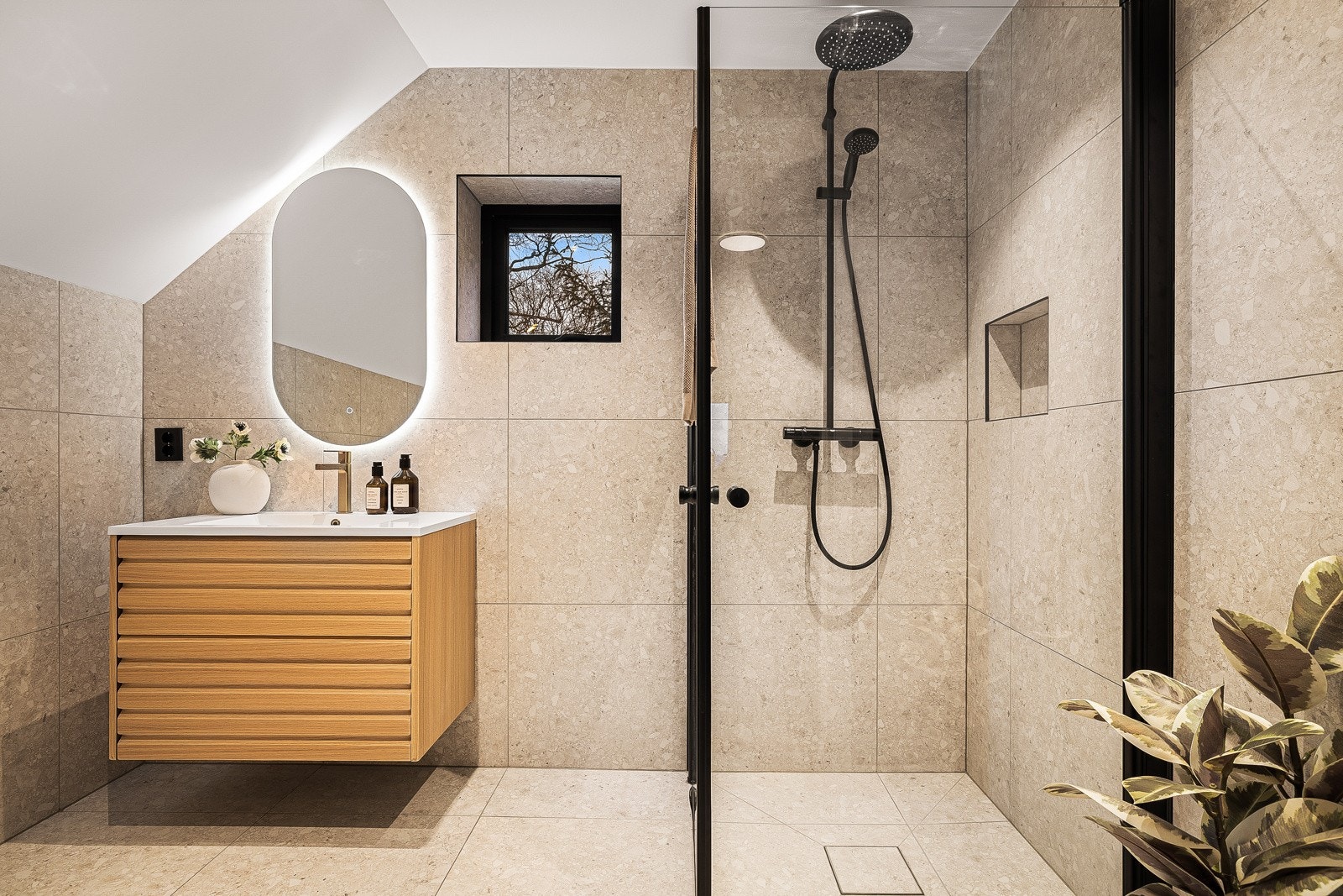 Nok et rålekkert bad med ekslusivt preg Galleribilde