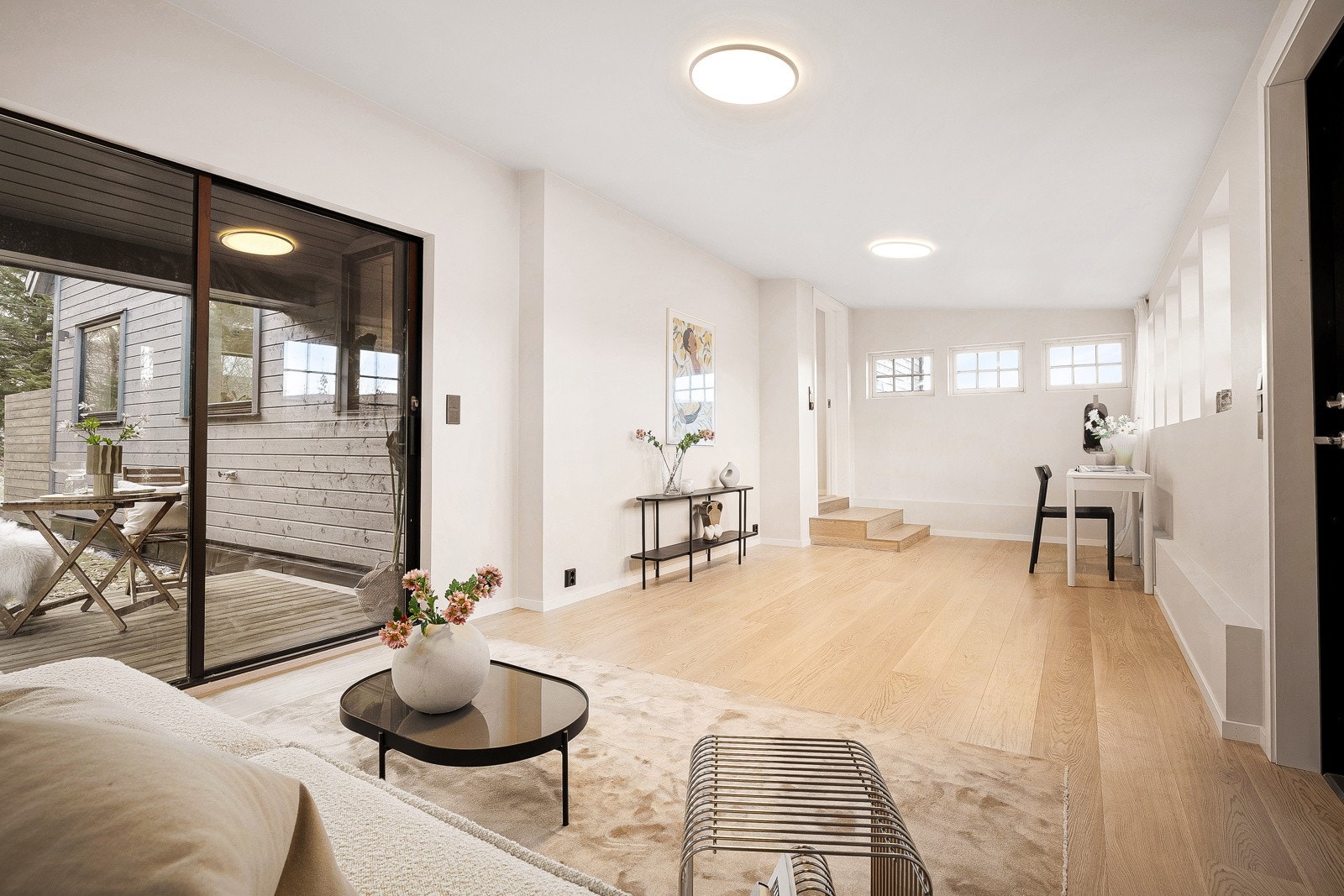 Det tredje soverommet har egen inngangsdør og terrassedør Galleribilde