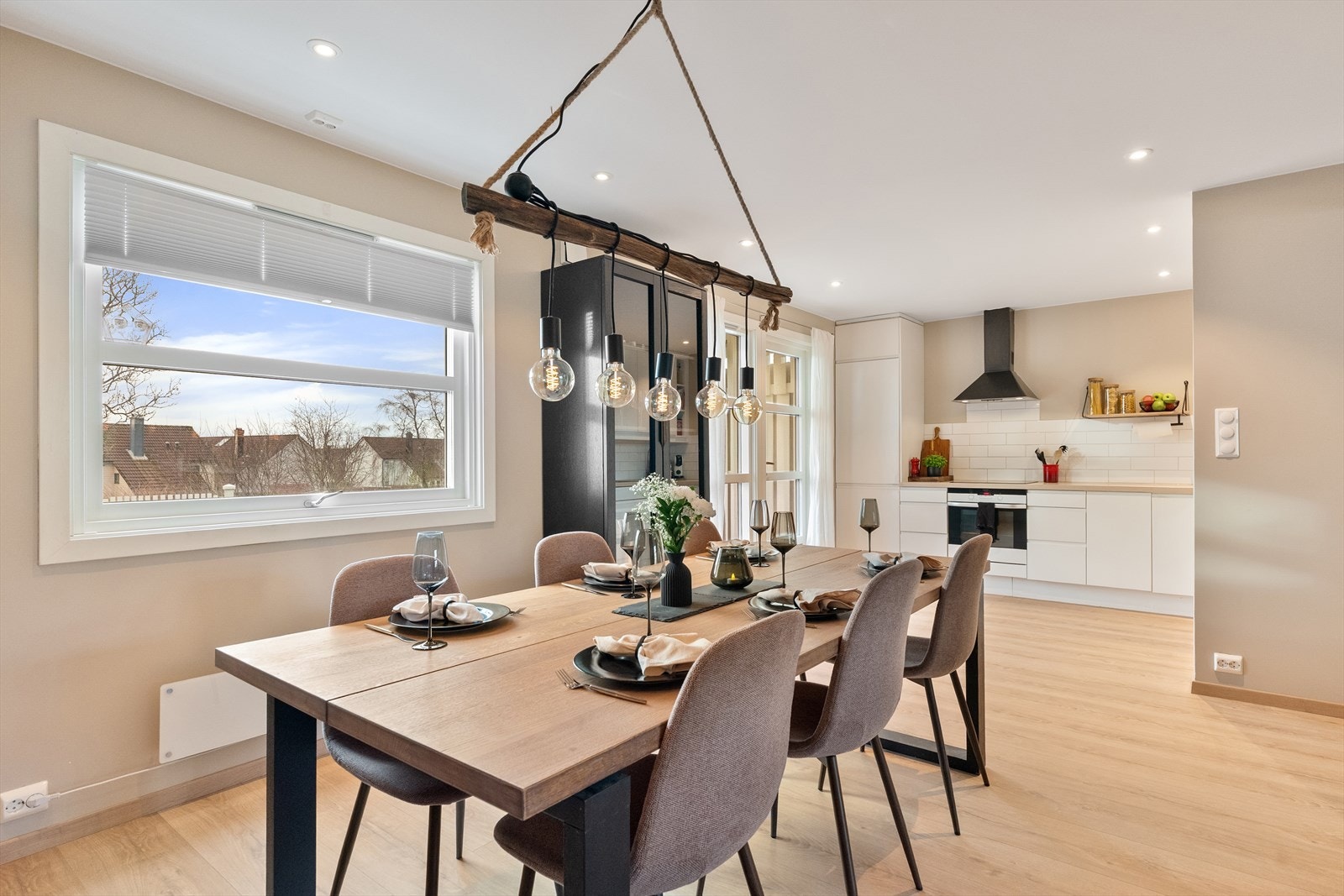 Lekker stue oppmalt i moderne farger Galleribilde