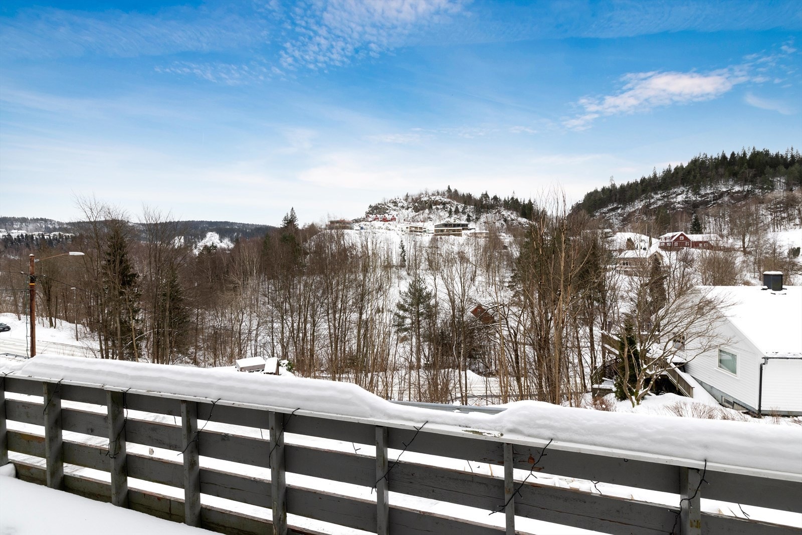 Eiendommen har gode solforhold. Galleribilde