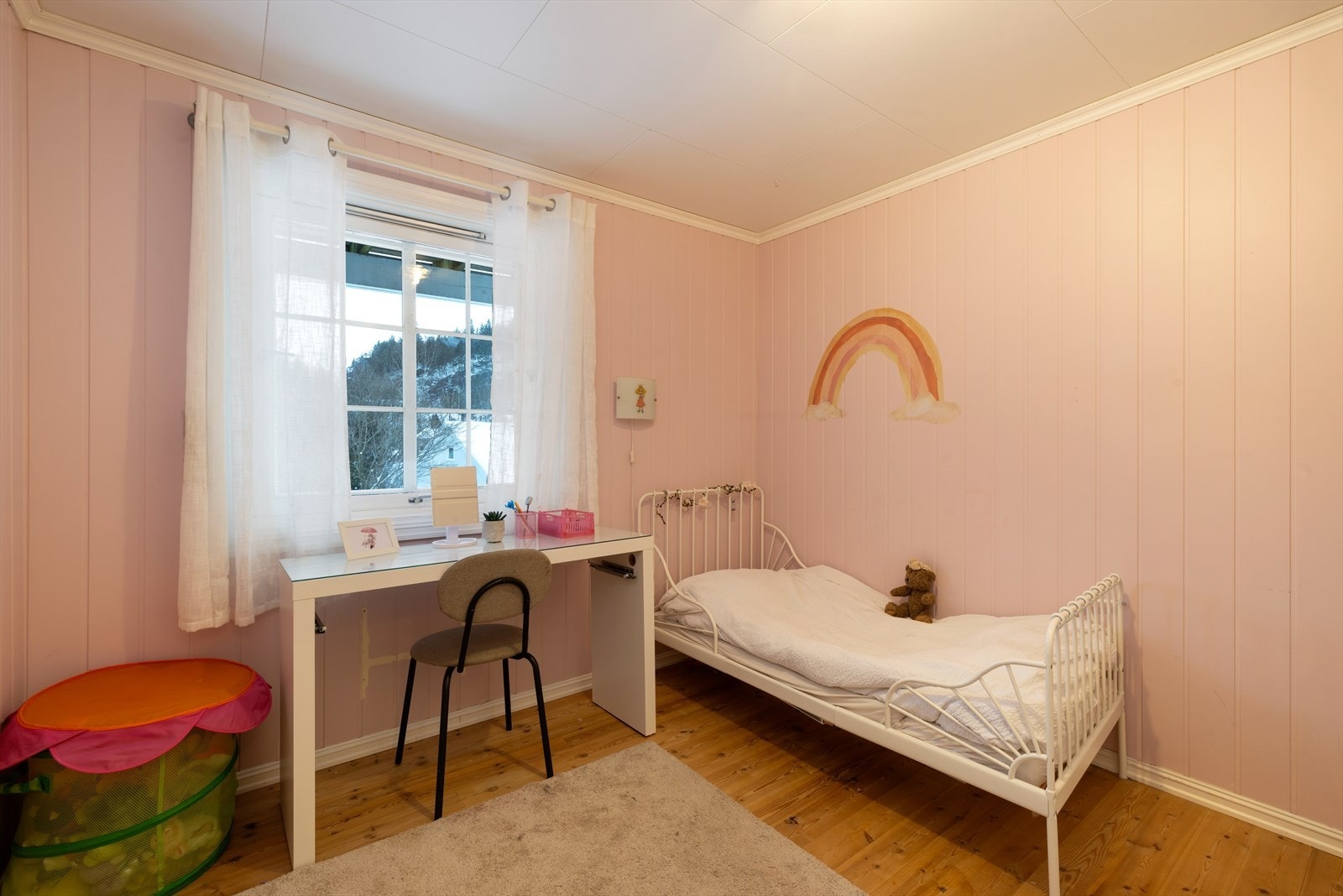 Romslig soverom 3. Galleribilde