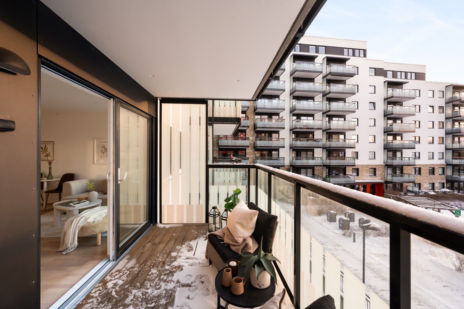 sydvestvendt balkong Galleribilde