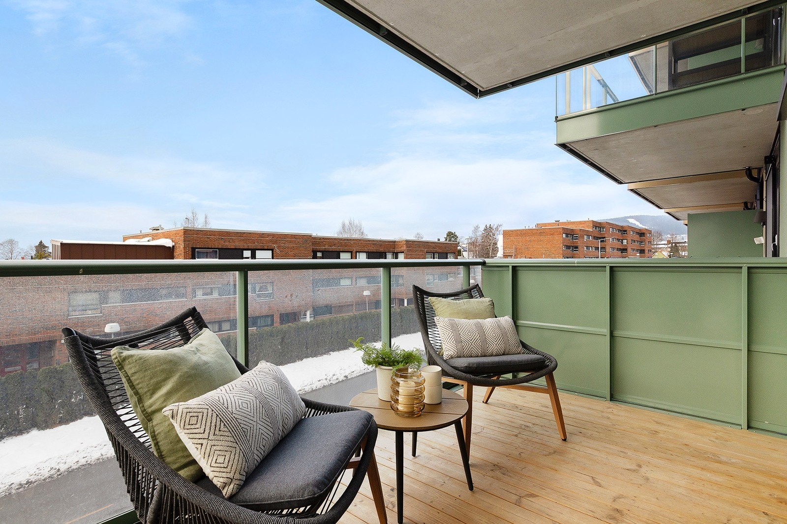 Fra stue er det utgang til vestvendt balkong på 7m². Galleribilde