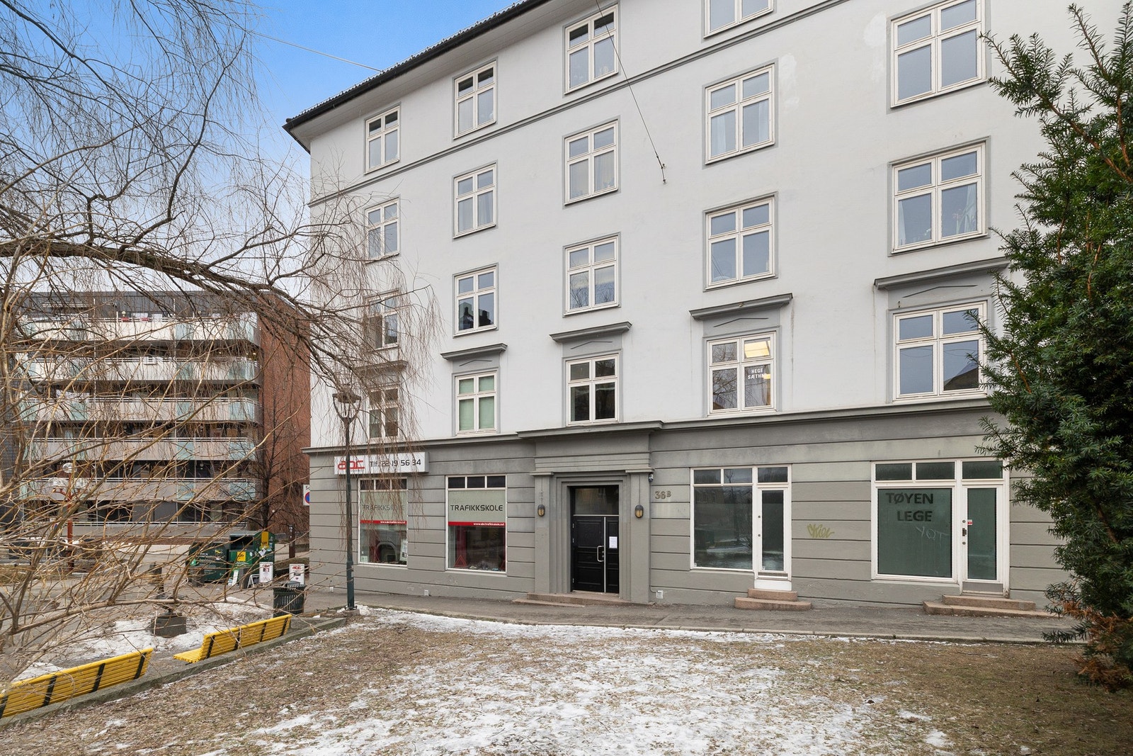 Klassisk bygård med fantastisk beliggenhet. Galleribilde