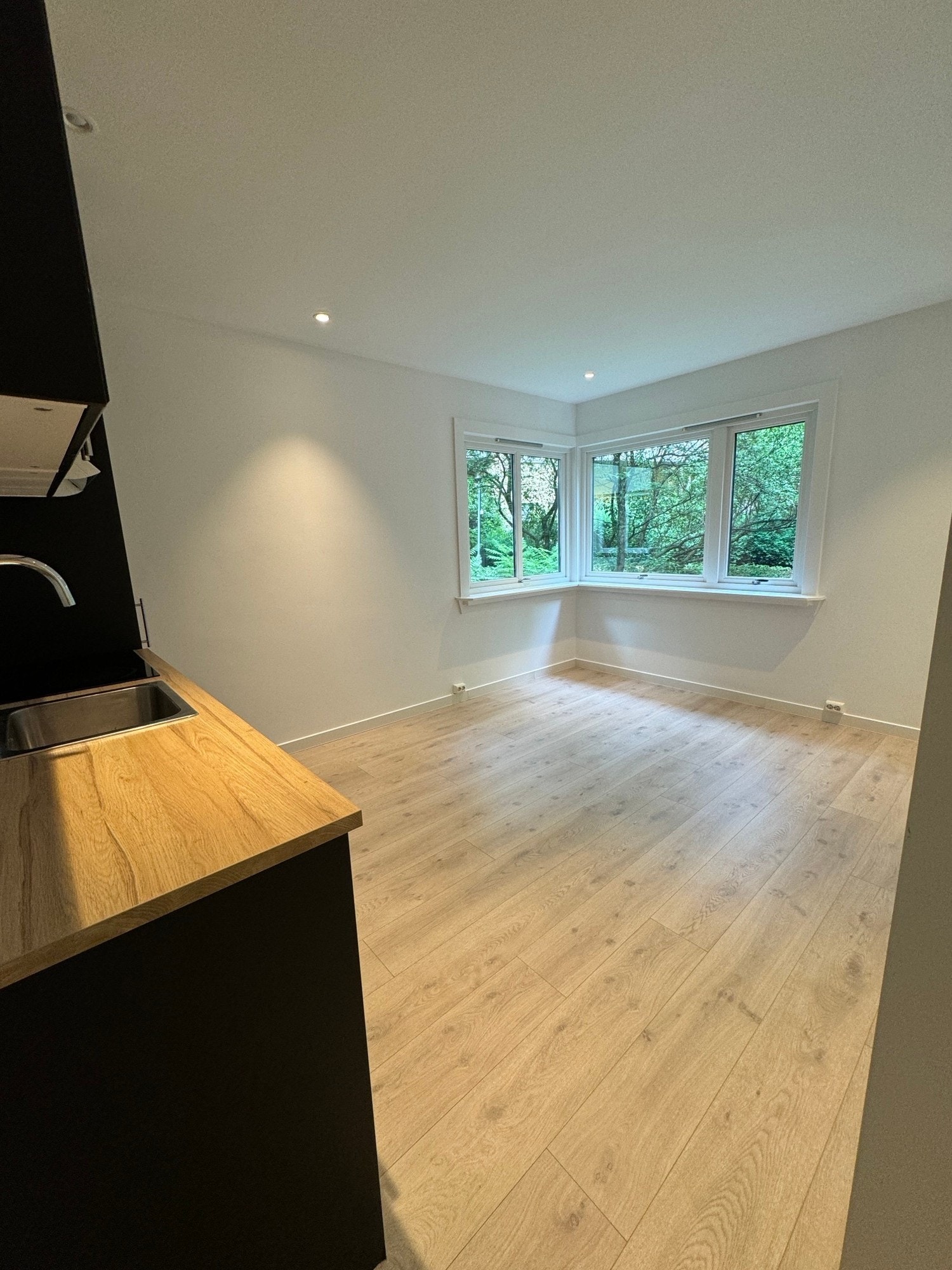 Kjøkken med åpen stue Galleribilde