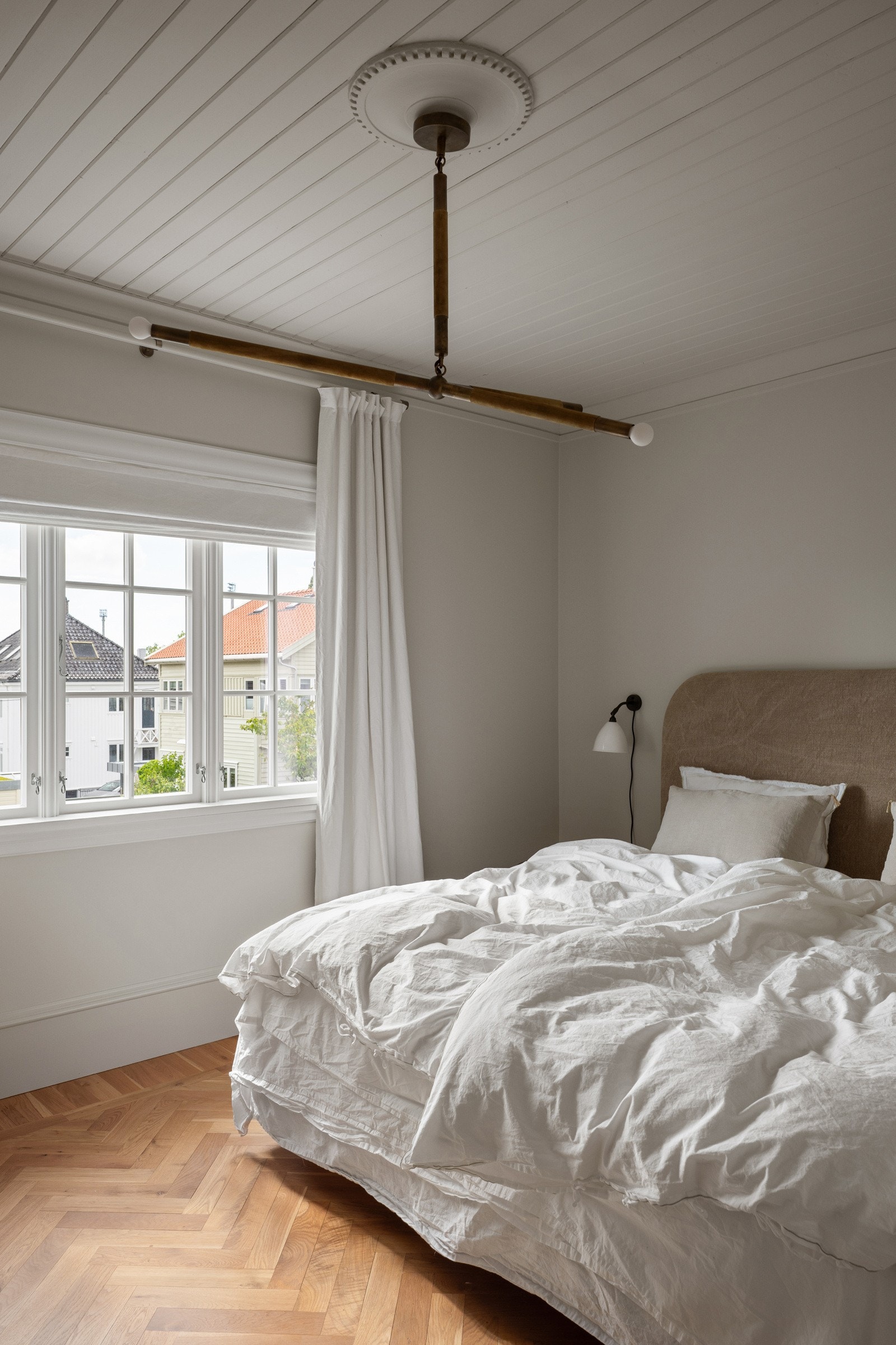 Det er fire gode soverom i eneboligen, og alle ligger samlet i andre etasje. Galleribilde