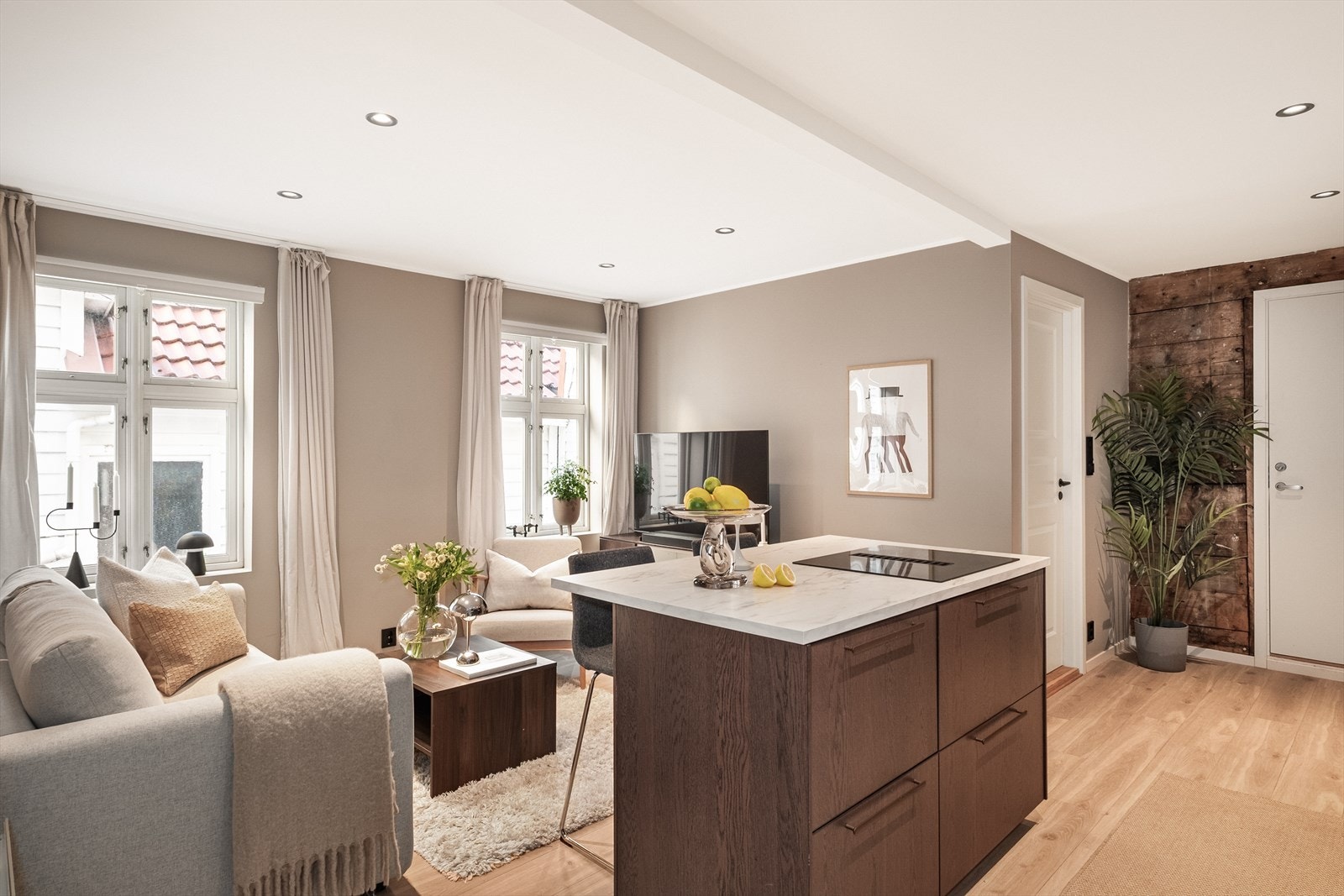 Velkommen til Nikolaismauet 4A - Presentert av Eiendomsmegler Norge v/ Anette Berven! Galleribilde