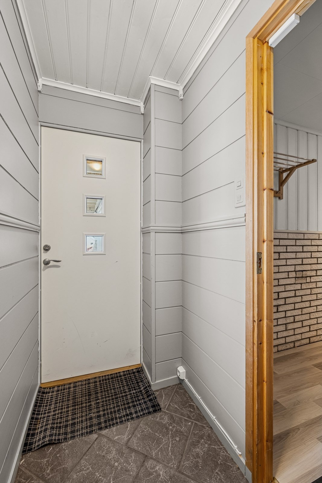 Vedkommen inn! Galleribilde