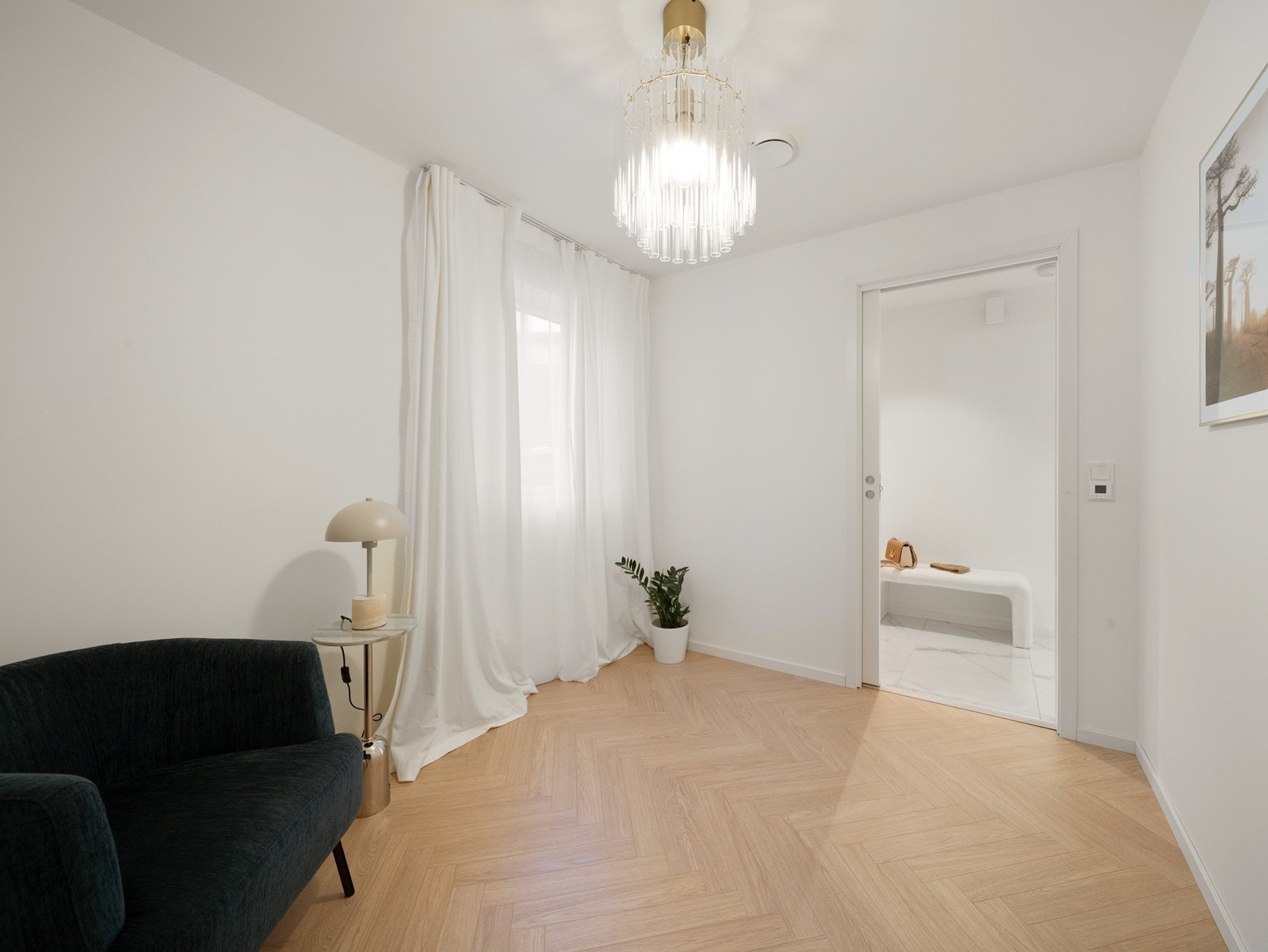 Soverom nr 2 måler hele 7,6 m². Galleribilde