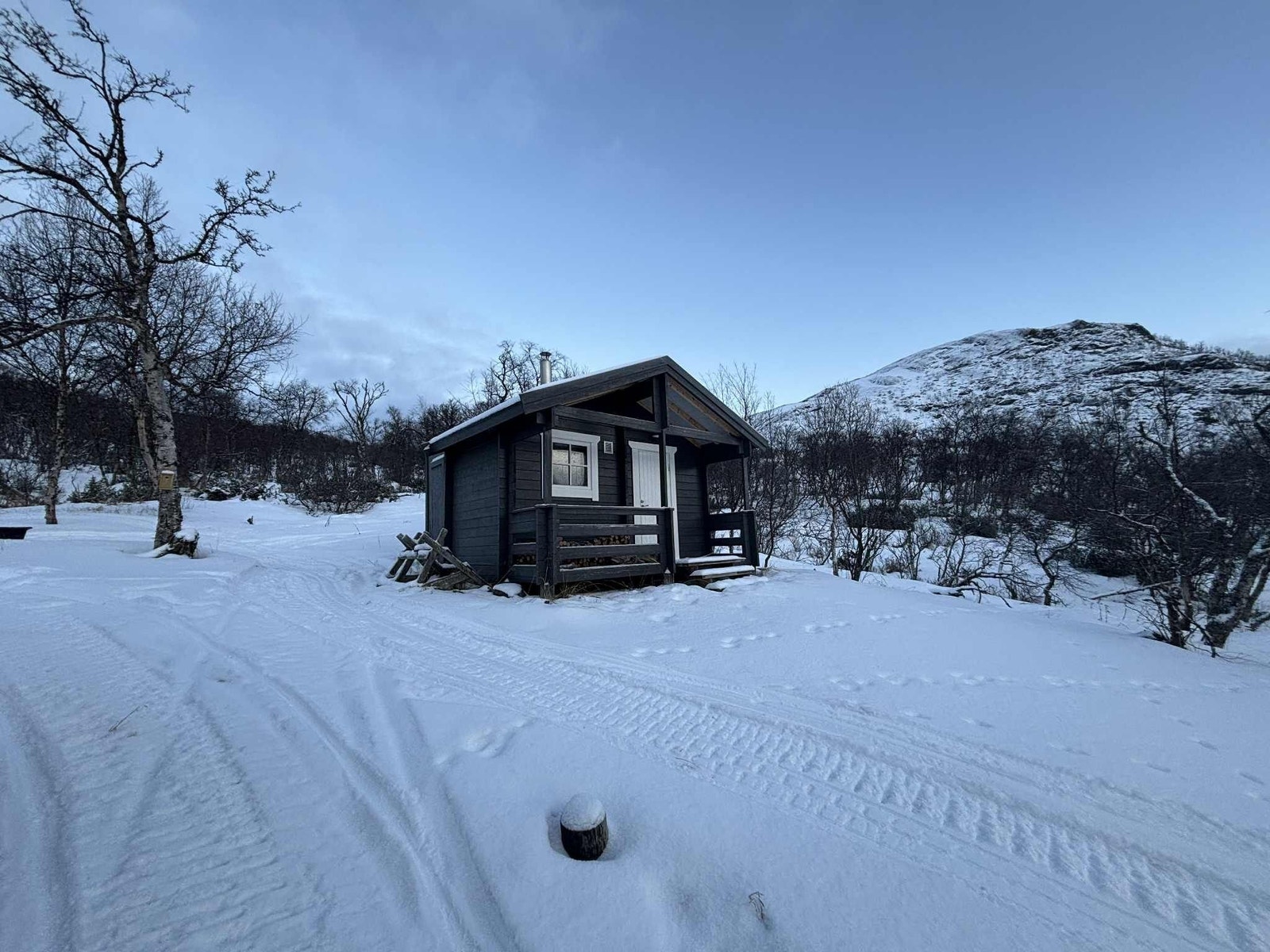 BADSTUEN Galleribilde