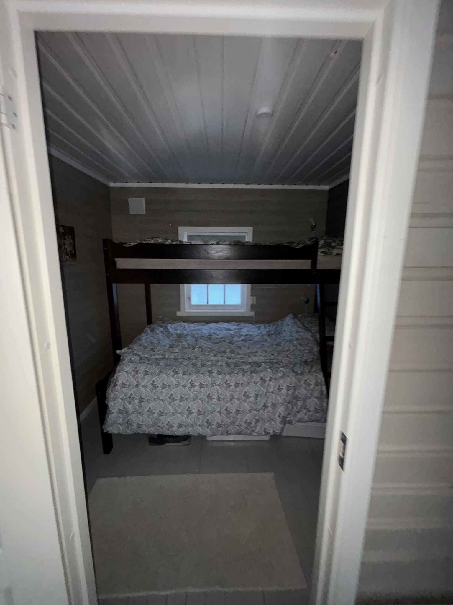 SOVEROM 2 Galleribilde