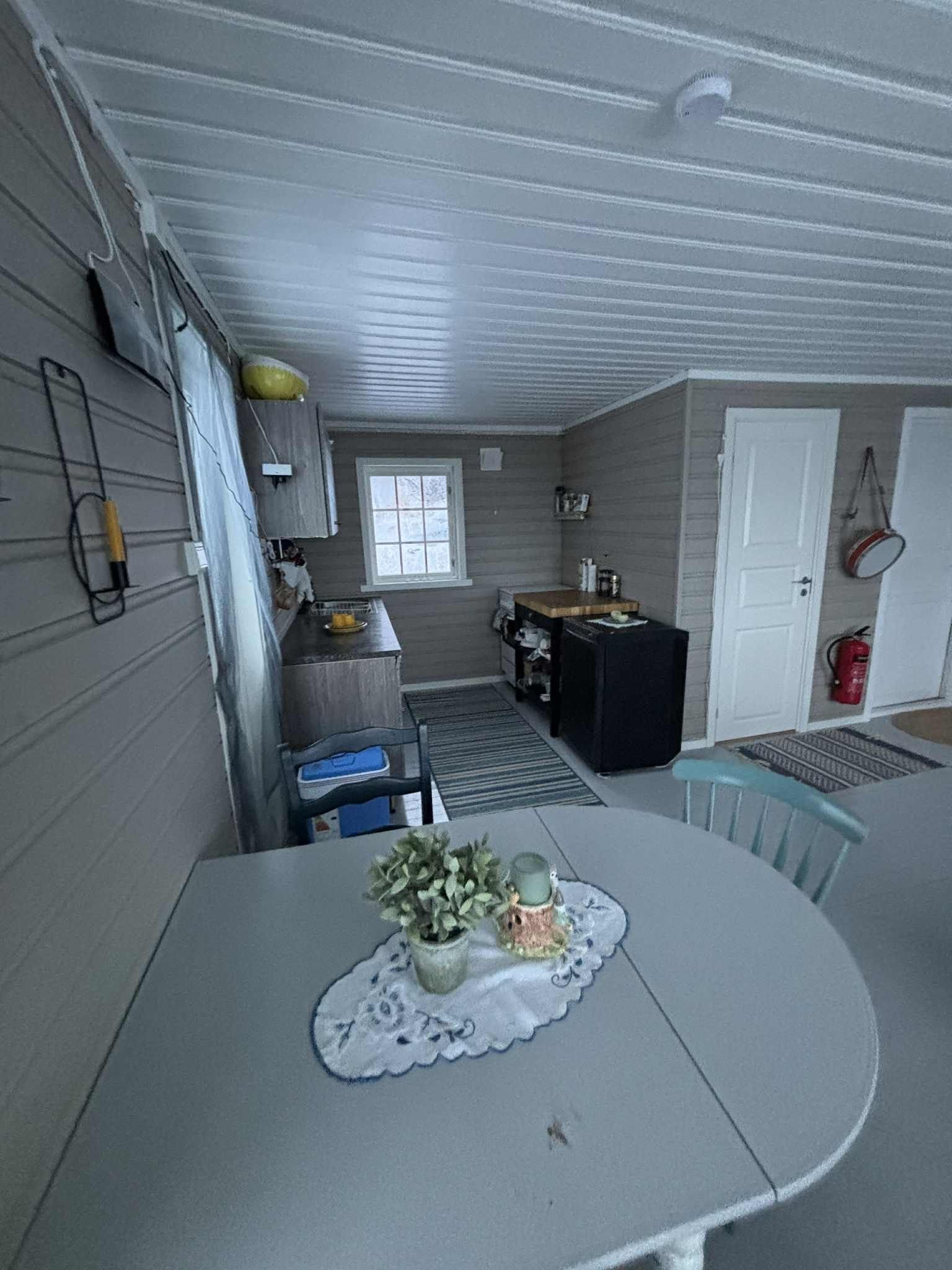 KJØKKEN FRA SPISEPLASS Galleribilde