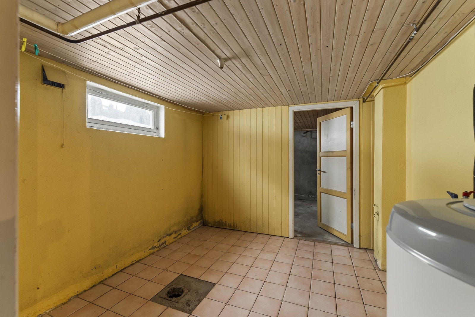 Vaskerom Galleribilde