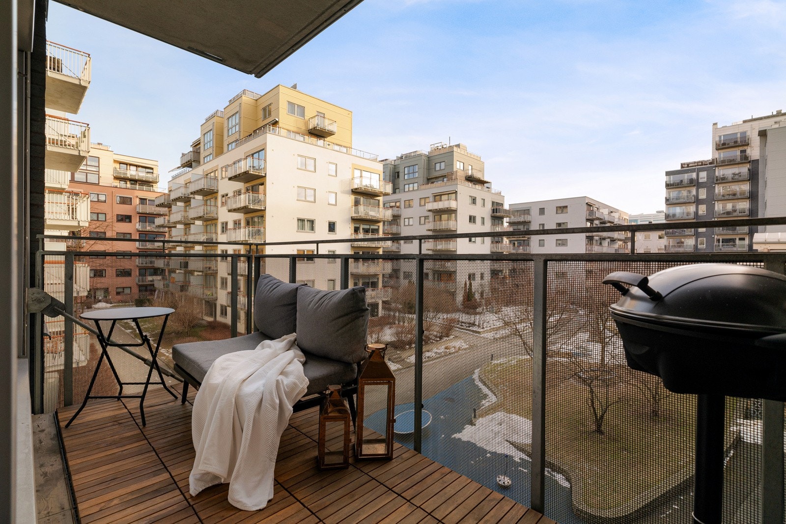 Leiligheten har en herlig balkong på ca. 5kvm. Galleribilde