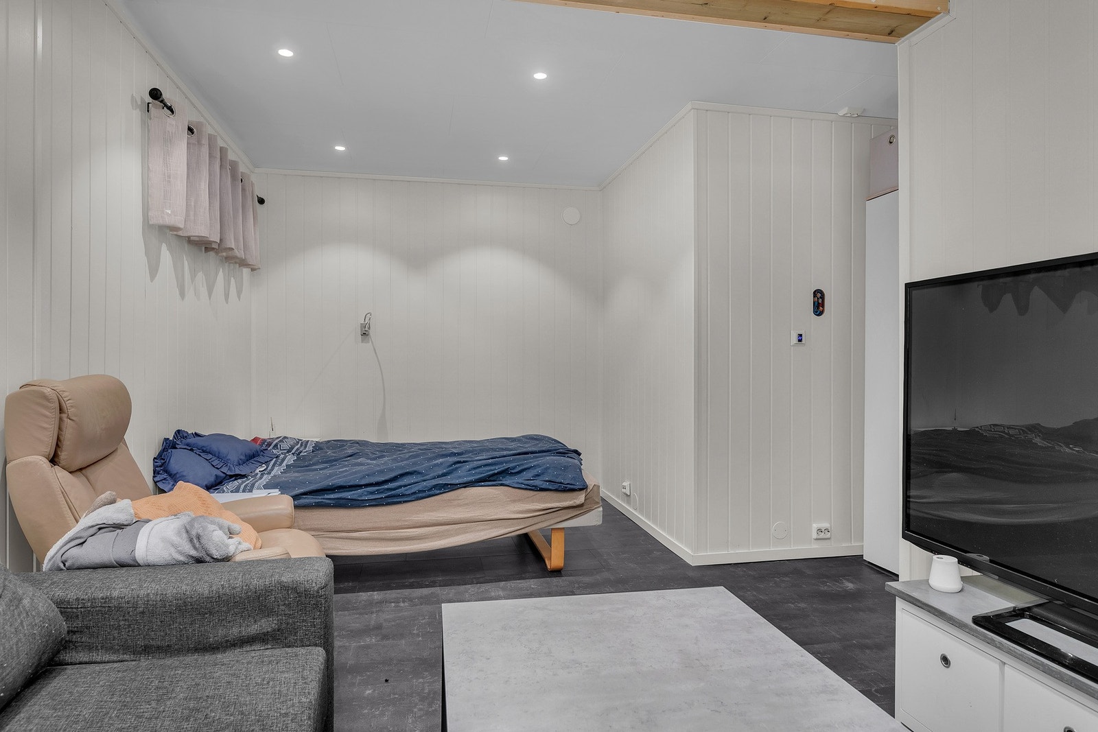 Rom registrert som hybel på tegninger er slått sammen med bod (ikke søkt bruksendring) Galleribilde