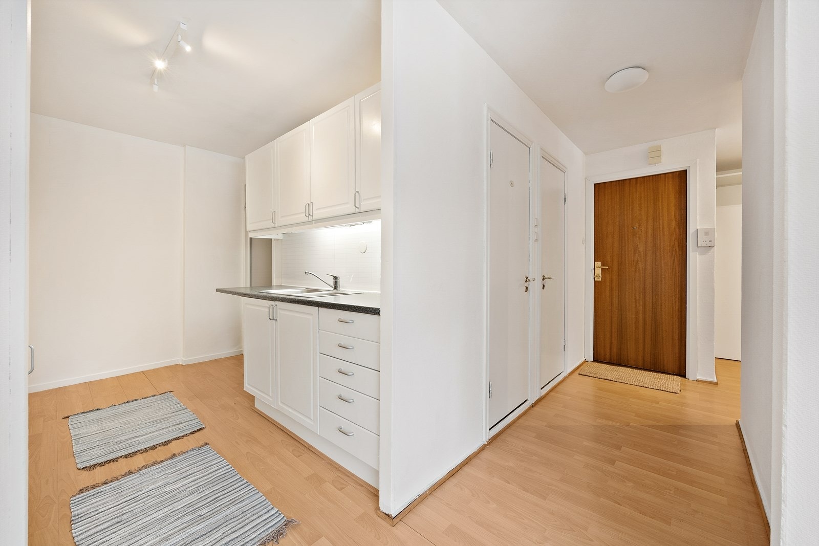 Entré. Galleribilde