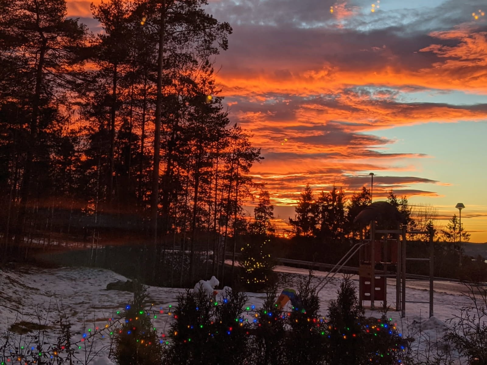 Bilde tatt av selger - flott solnedgang. Galleribilde