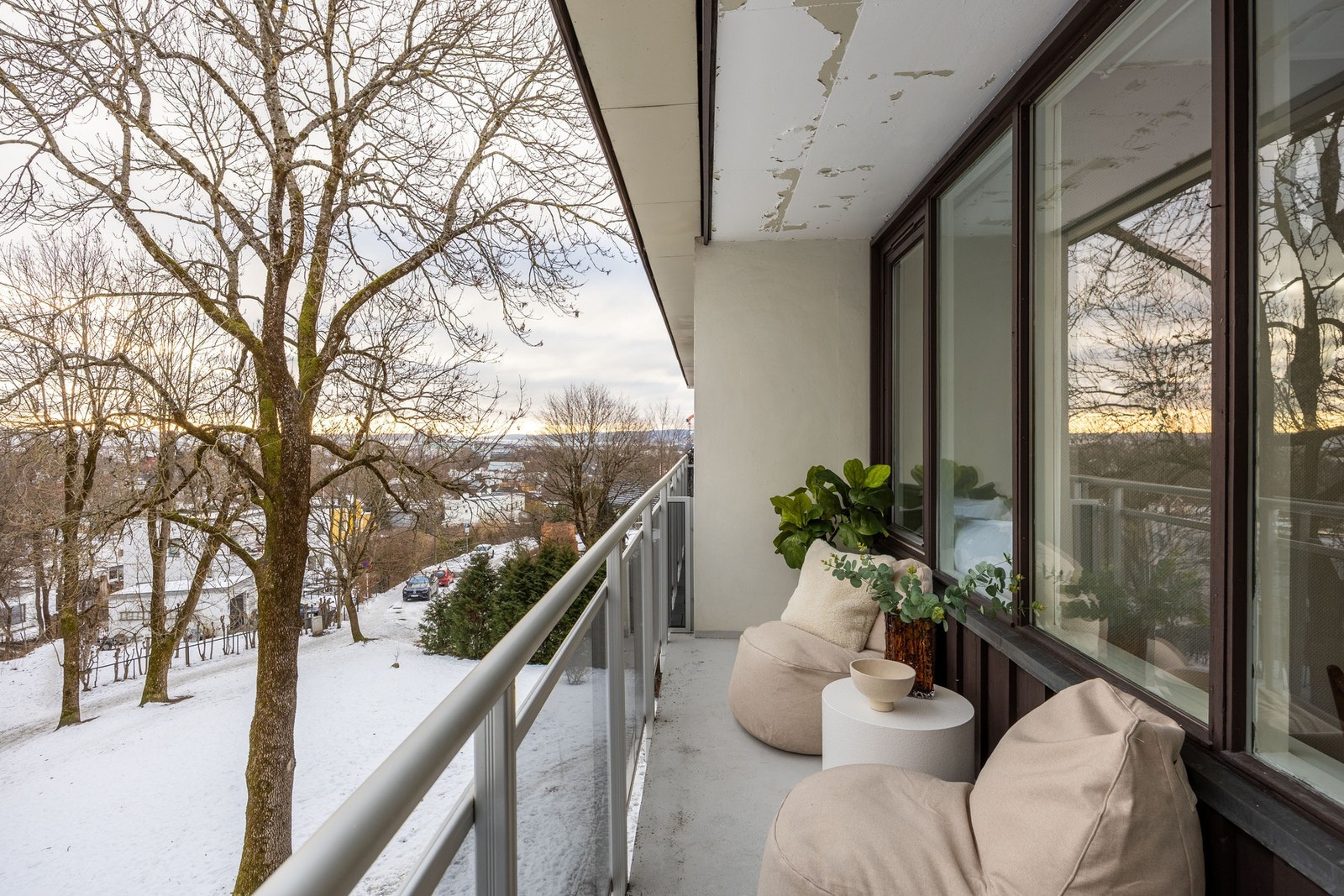 Perfekt leilighet for deg som ønsker å bo sentralt i Oslo med nærhet til flotte turområder i marka. Galleribilde