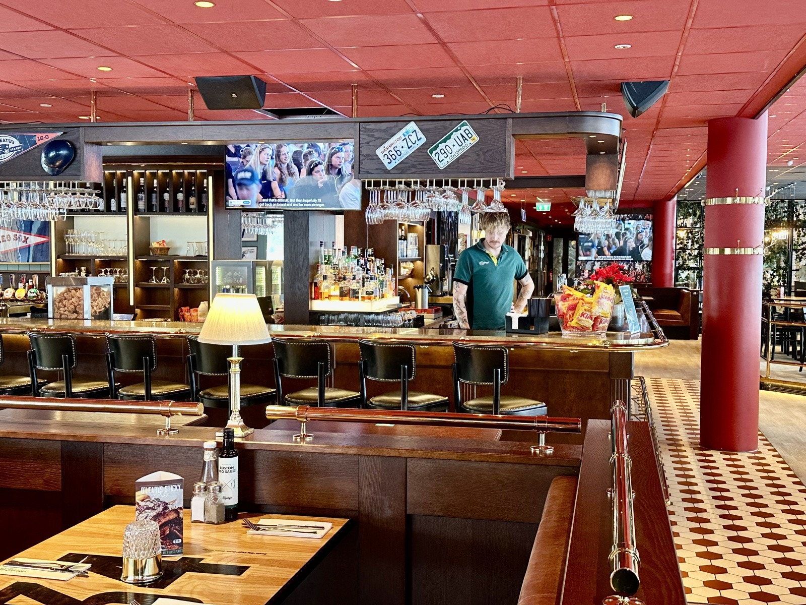 Inne blir du møtt av et hyggelig personale. Galleribilde