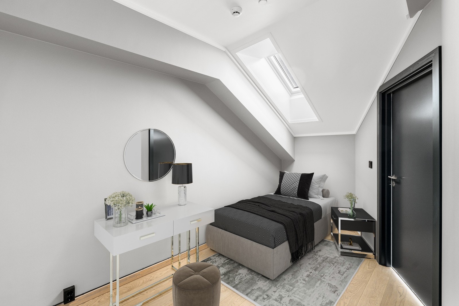 Dette er hovedsoverommet. Rommet har to dører og dobbeltsen kan plasseres mellom dørene. Digitalt stylet. Galleribilde