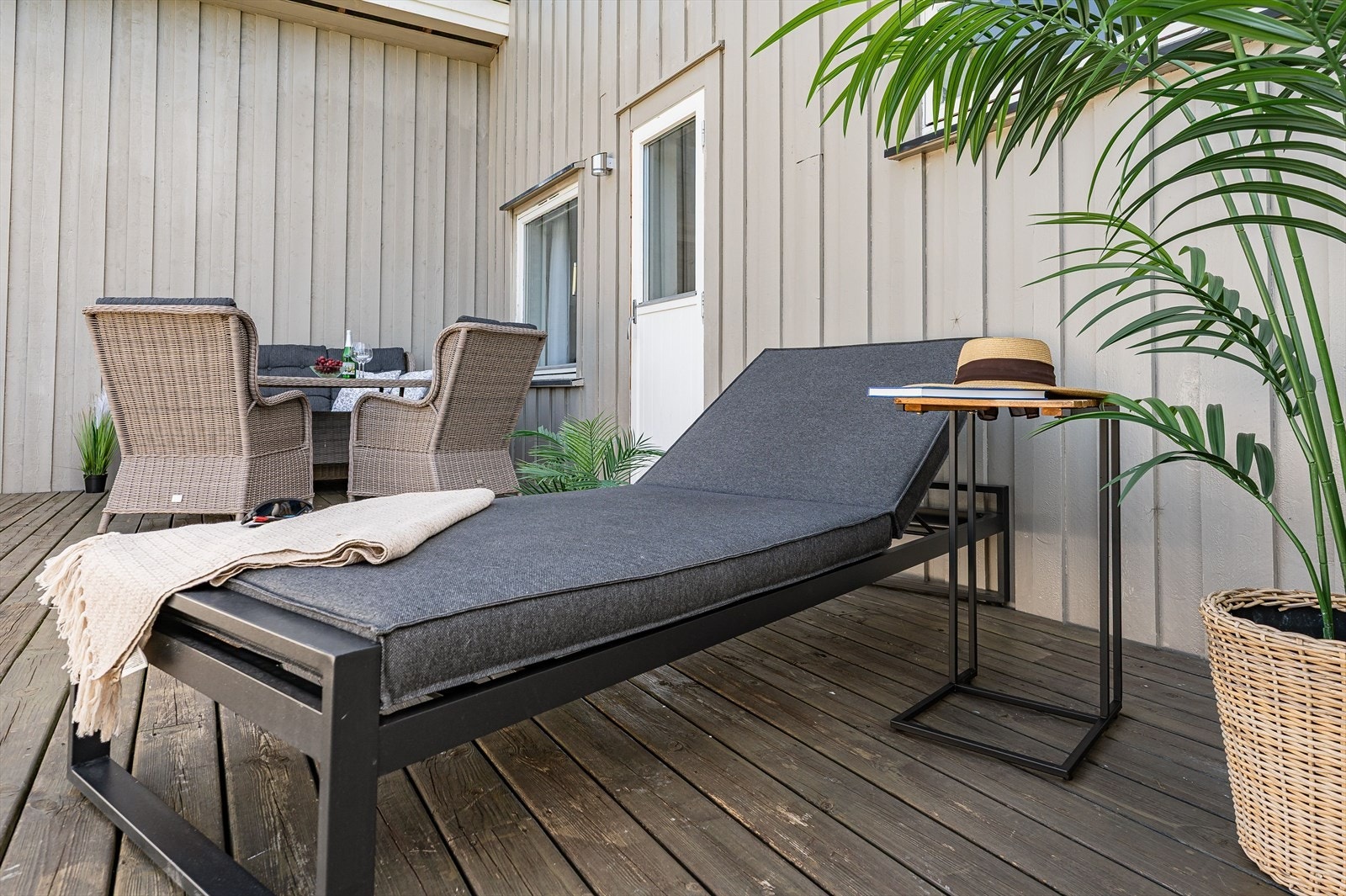 Et hyggelig sted å nyte lange sommerdager eller sene kvelder i fint vær. Galleribilde